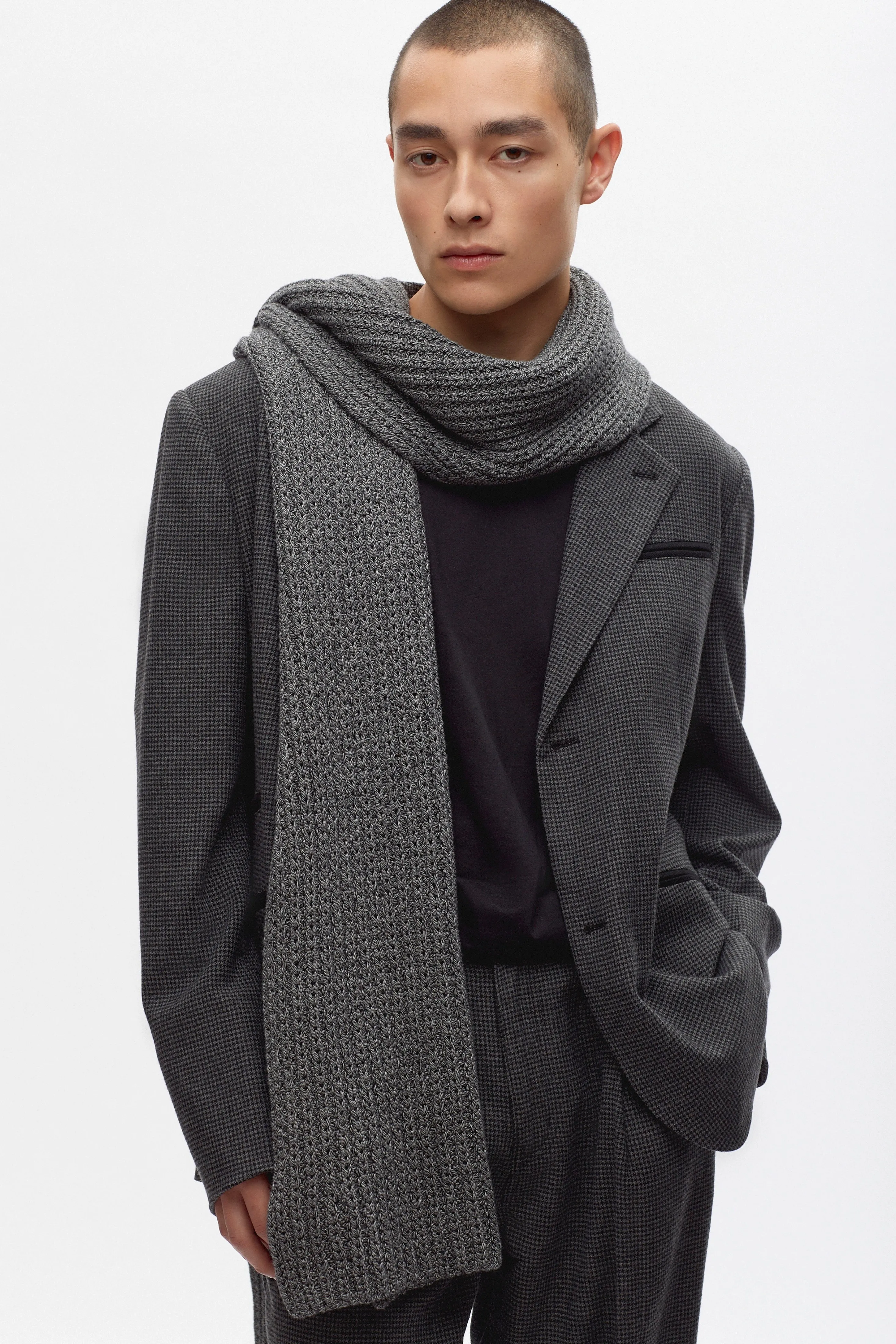 Jabal Scarf in Black Melange
