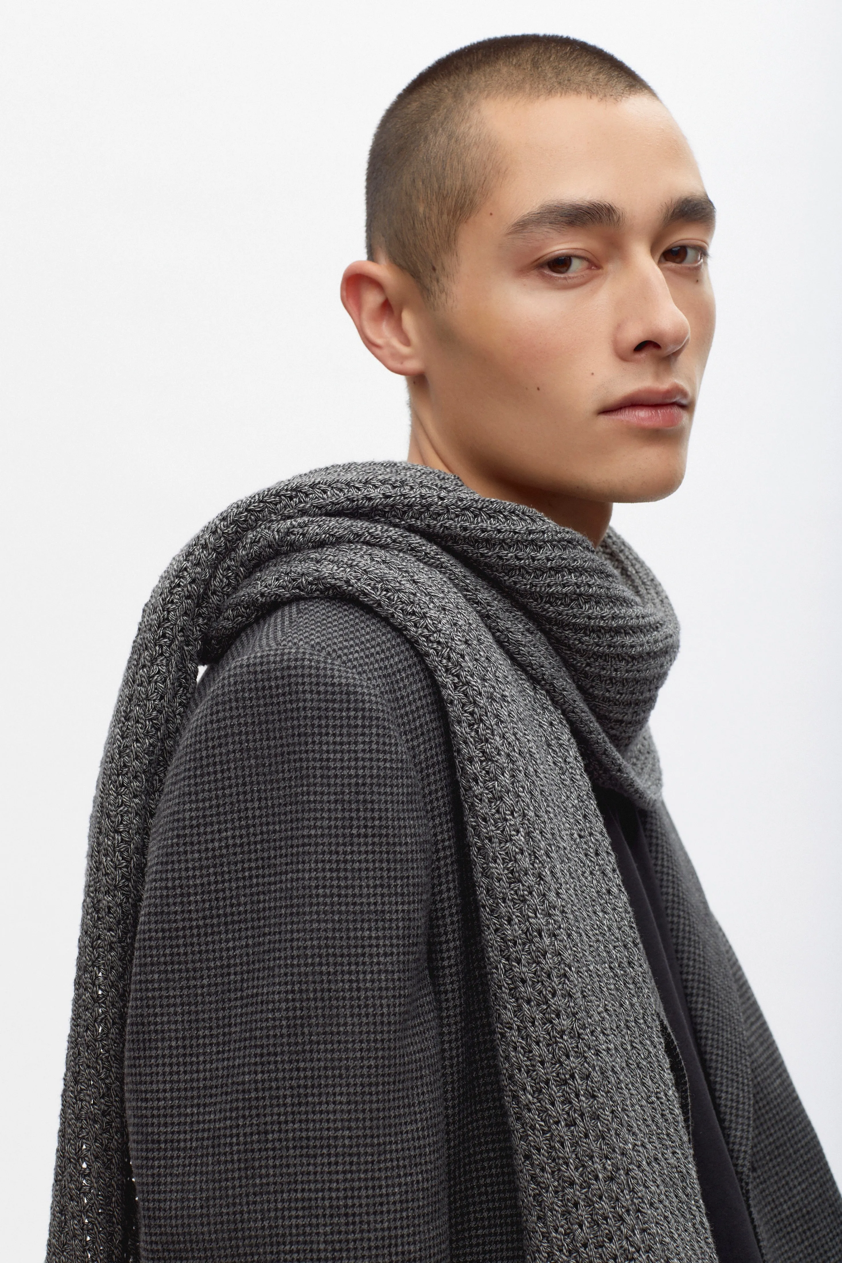 Jabal Scarf in Black Melange
