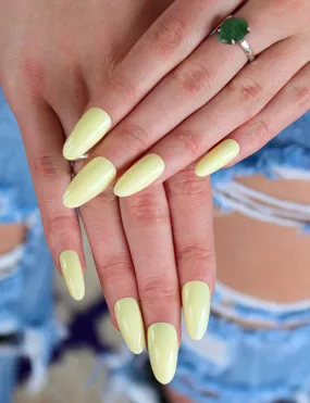 LOTTA LEMON NAIL POLISH