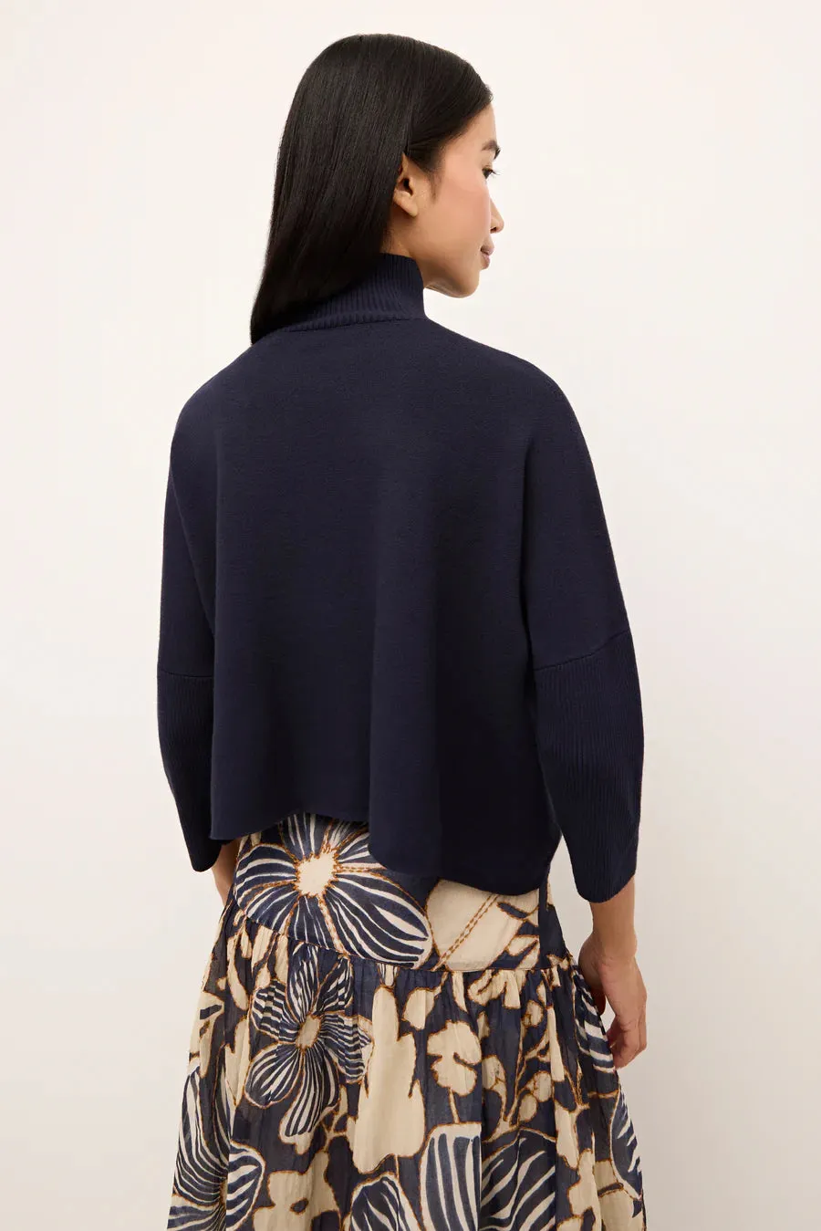 Ma549t Navy Popover Top