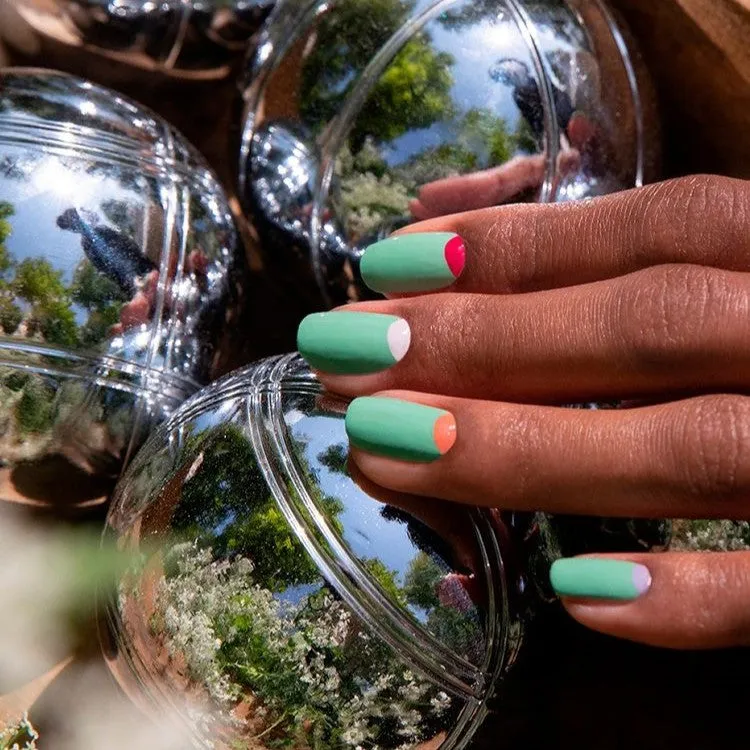 MANUCURIST - Green Flash™ LED Nail Polish - Amande