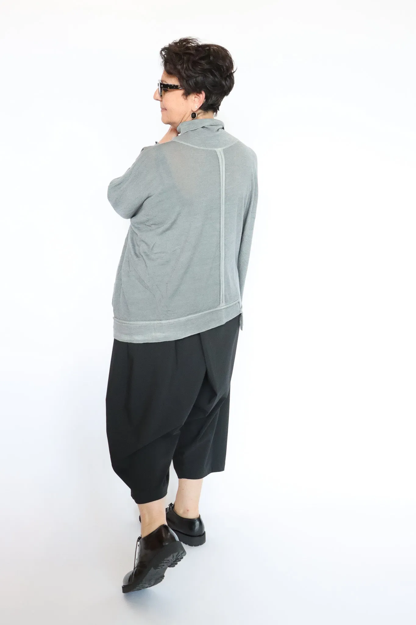 Moyuru 243316 Sweater