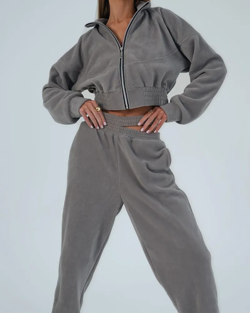 Shaking Fleece Hollow Sports Suit