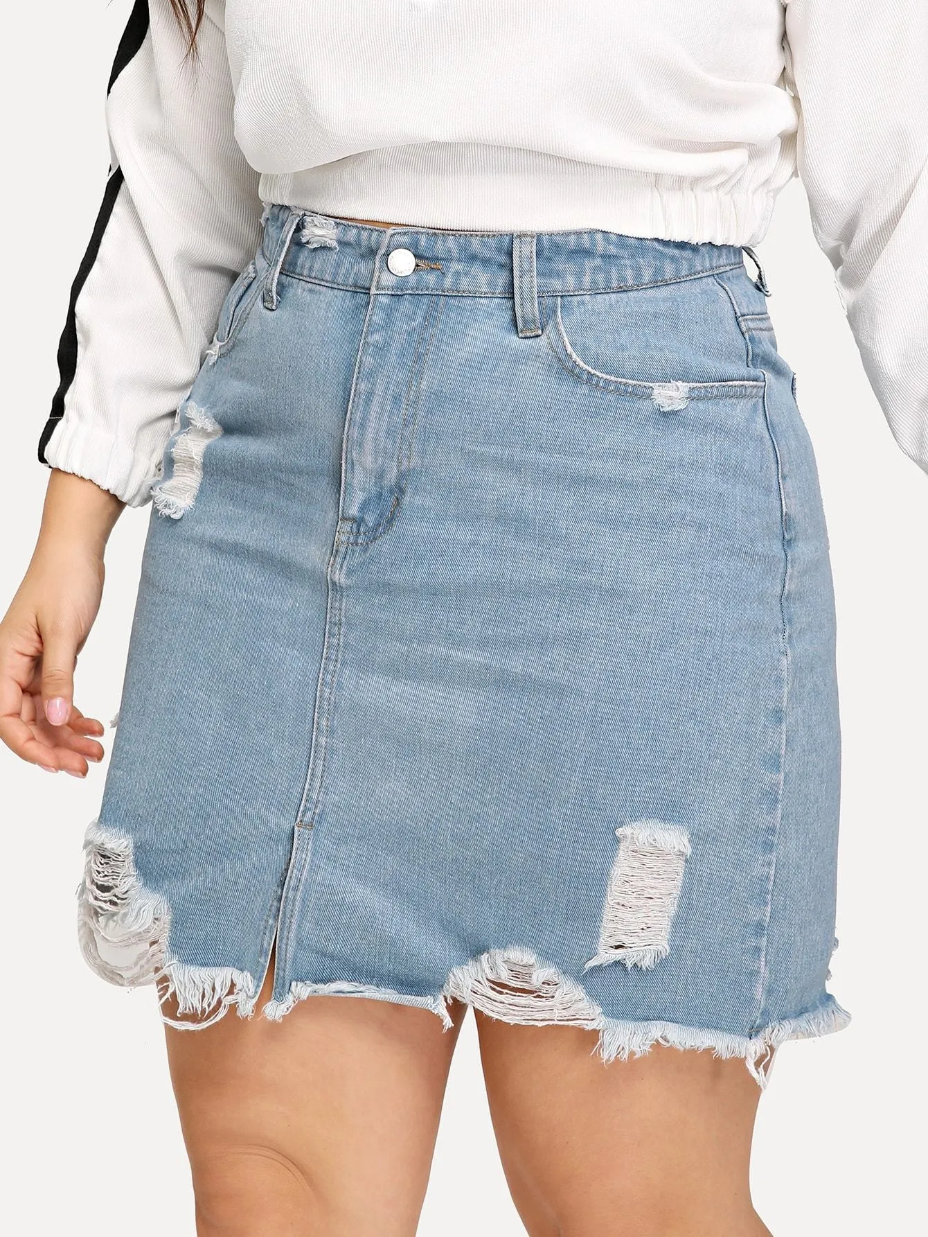 SHEIN Plus Ripped Raw Hem Denim Skirt