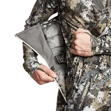 Sitka Incinerator Aerolite Bib