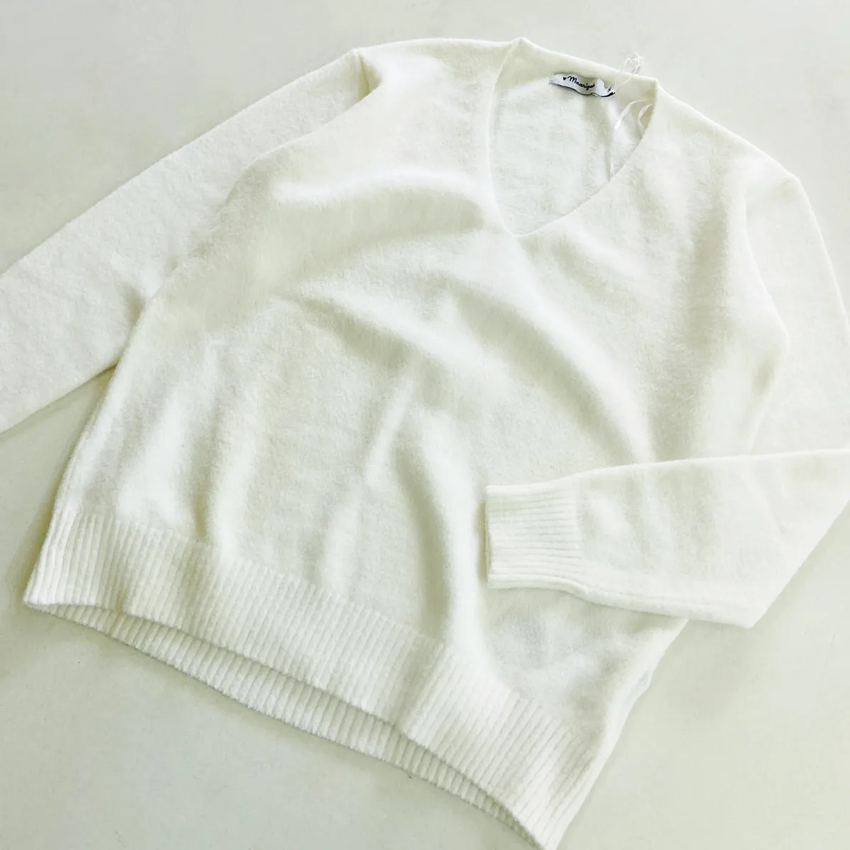 Womens V-Neck Long Sleeve Off-White Sweater